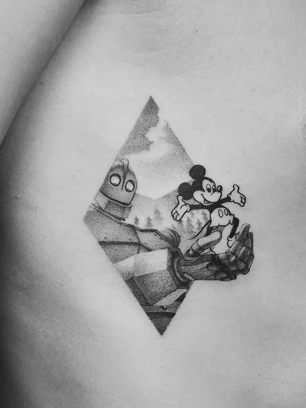 Micro Realism tattoo by Amanda Piejak in Warszawa