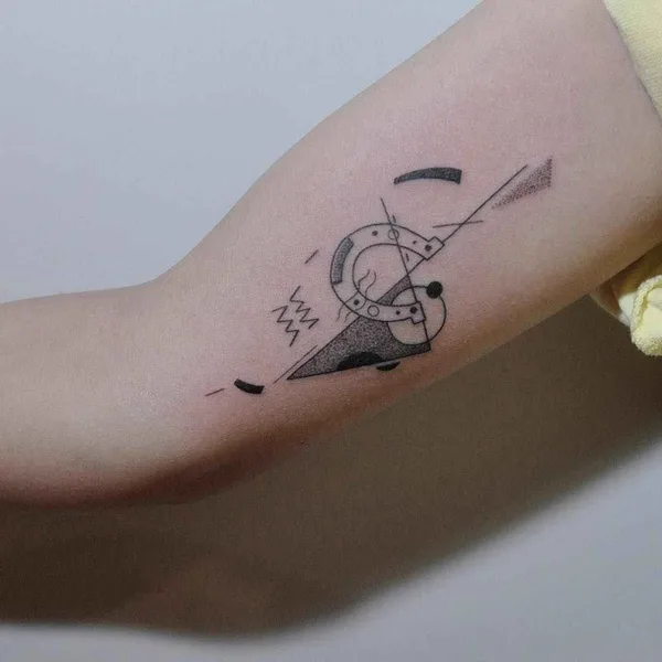 Geometric tattoo by Hill in Taipei