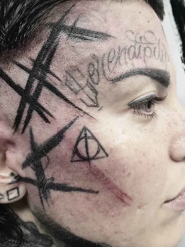 black blackwork татуировка на face #11000 | Тату мастер Valerio Cancellier