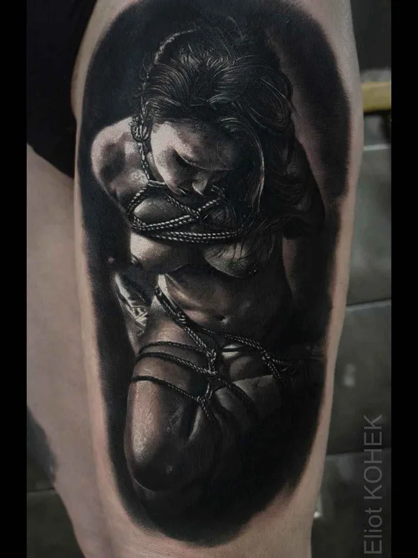 female black and grey realism Tatuaggio su thigh #16517 | Tatuatore Eliot Kohek
