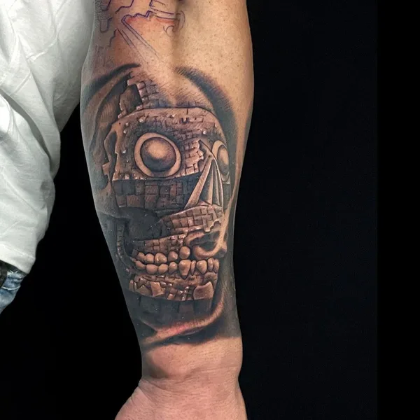 Traditional tattoo by Goethe in Los Angeles