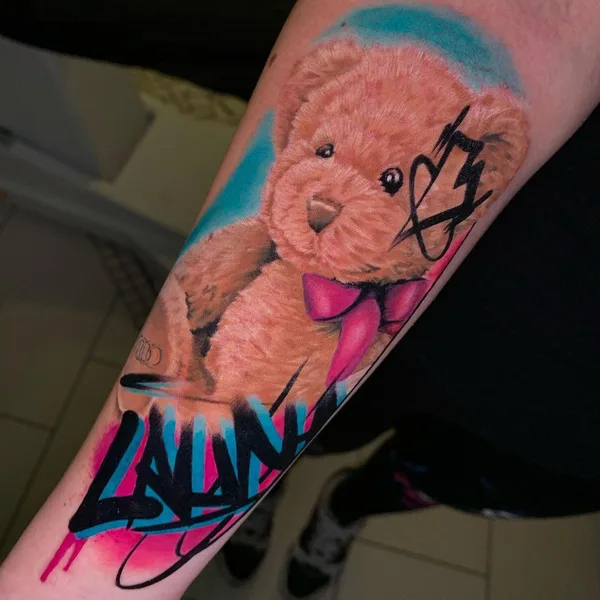avant-garde tattoo by Miras Snower in Praha
