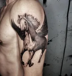 black and grey realism 타투 부위 shoulder #51855 | 타투이스트 Максим Жданов