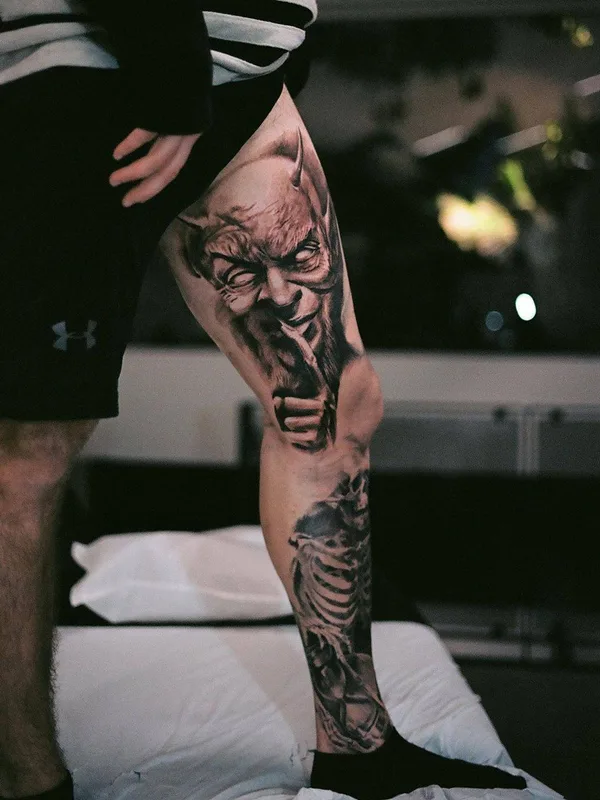 black and grey realism tattoo on thigh #29593 | Tattoo Artist Anatole