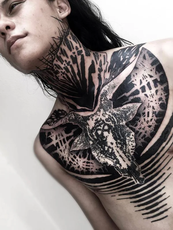 male black blackwork tattoo auf chest #29629 | Tätowierer Byron