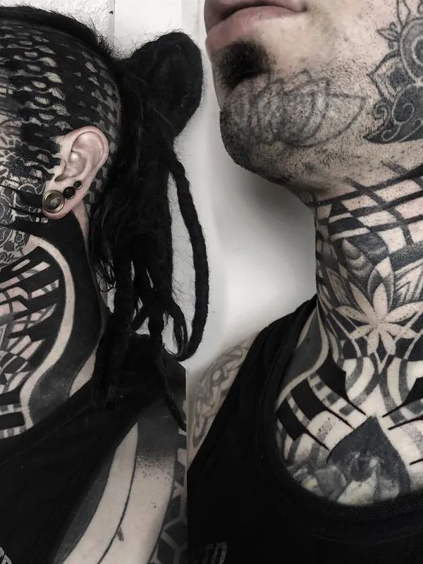 male black blackwork tattoo auf neck #29632 | Tätowierer Byron