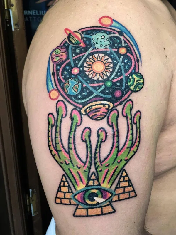 color new school 纹身 在 upper arm #31317 | 纹身师 Raro82