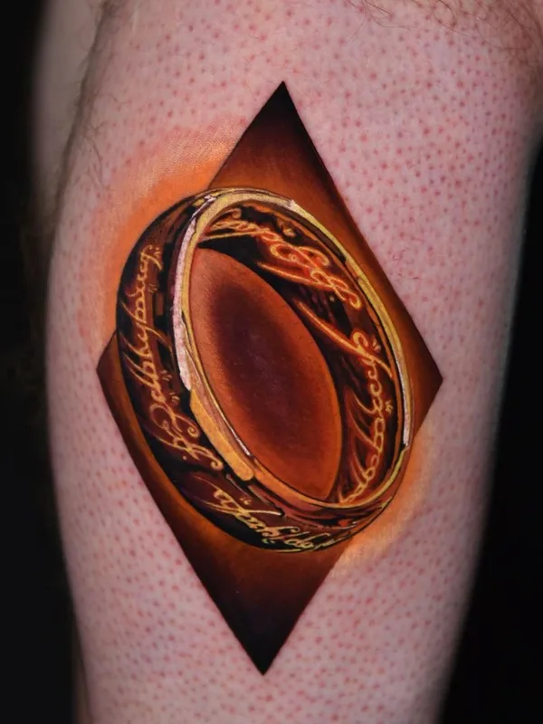 color realism Tatuaggio su calf #42353 | Tatuatore Danny Elliott