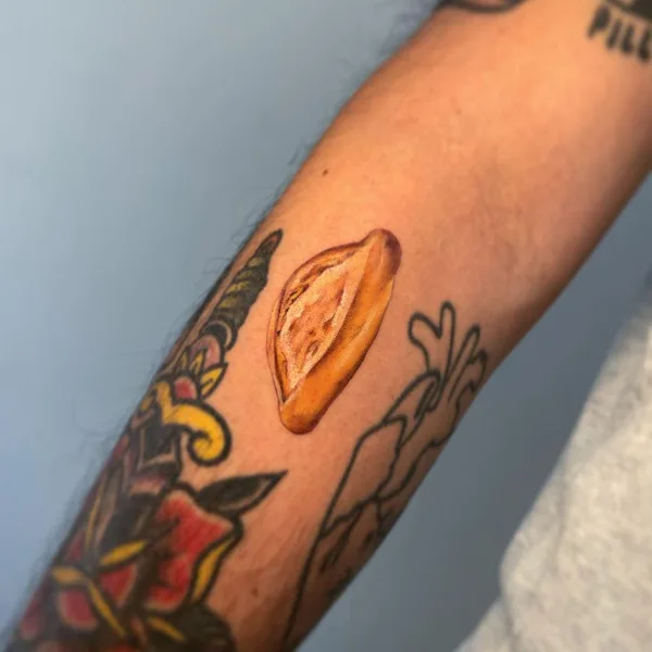 Minimalism tattoo by Andrea Perea in México