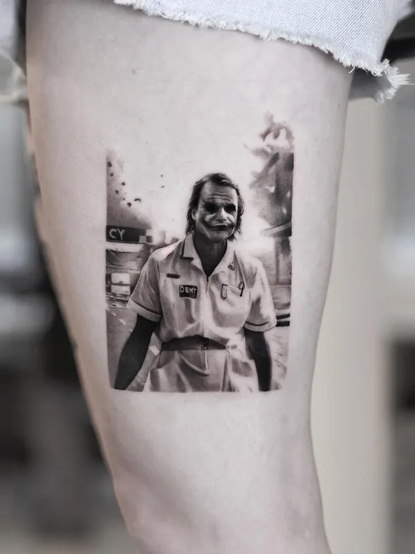 black and grey realism tattoo auf thigh #42452 | Tätowierer Avihoo Ben Gida