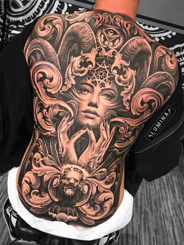 black and grey realism 纹身 在 full back #42476 | 纹身师 Lumina