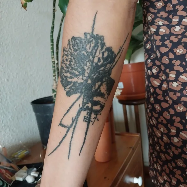 handpoke tattoo by vReta hAndpoke in Barcelona