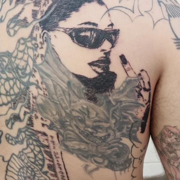 handpoke tattoo by vReta hAndpoke in Barcelona