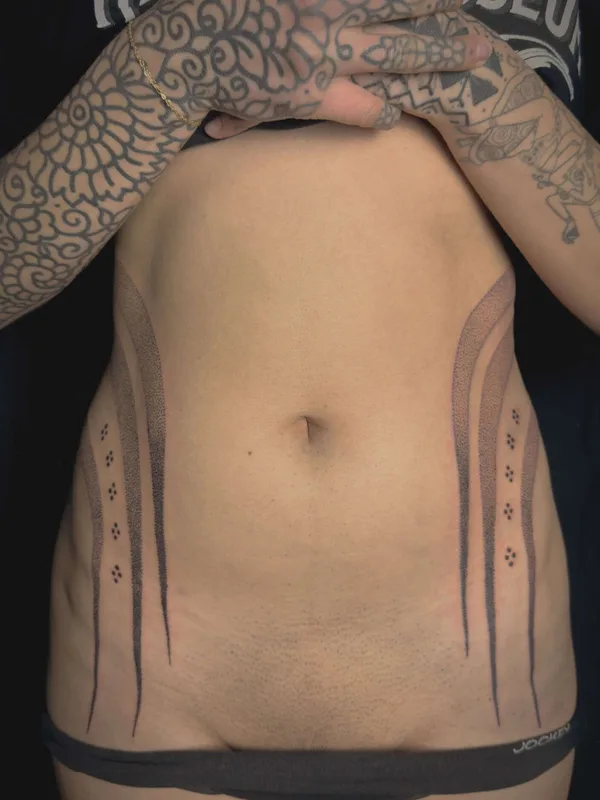 black linework Tatuaggio su stomach #73877 | Tatuatore Avnas Amy