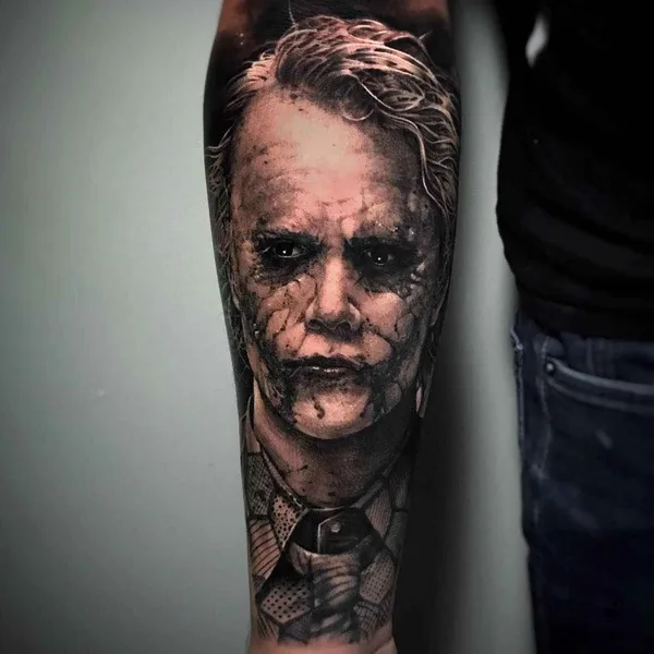 Realism tattoo by Hugo Fiest