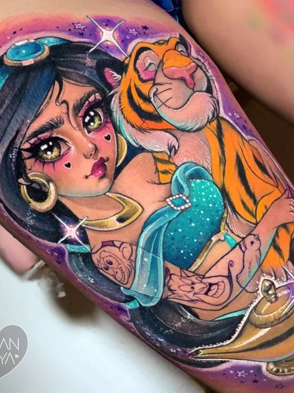 female color cartoon Tatuagem em thigh #34543 | Tatuador Lilian Raya
