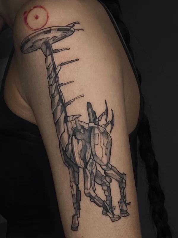female black and grey biomechanical татуировка на upper arm #48489 | Тату мастер Татьяна Icytattoo