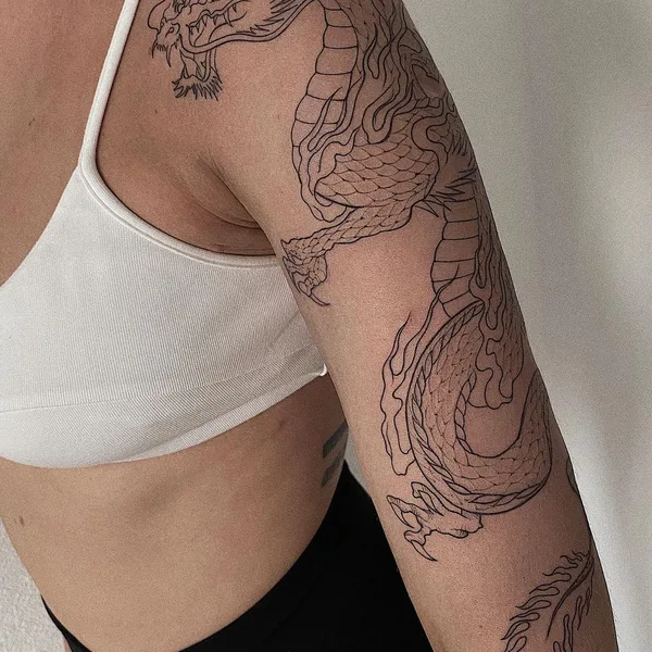 Graphic tattoo by Дарина Кириллова in Екатеринбург