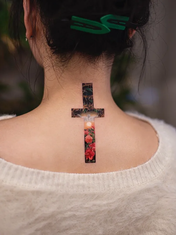female color oriental, miniature tatouage sur neck, back #51965 | Artiste tatoueur Franky Yang