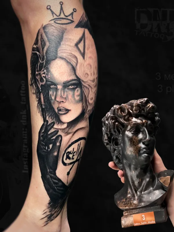 female black and grey realism татуировка на calf #65385 | Тату мастер Денис Коргунов