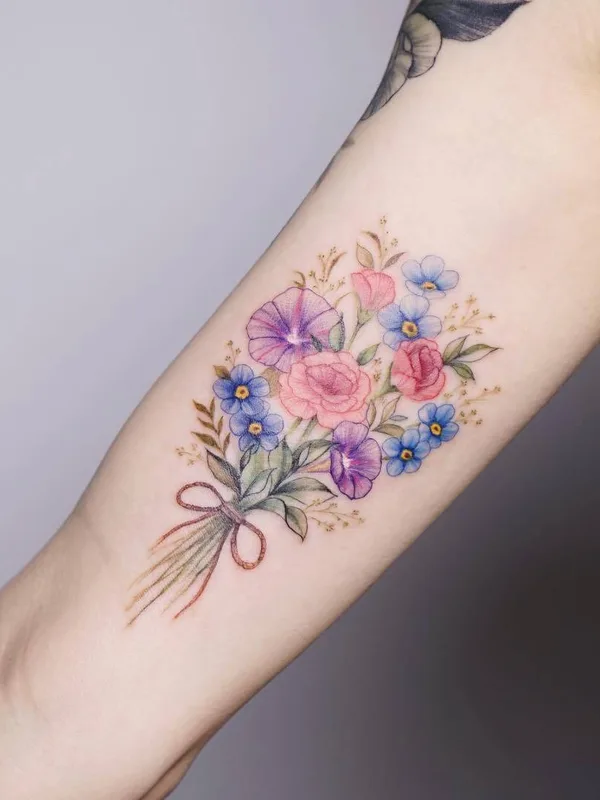 female color botanic tatouage sur forearm #29772 | Artiste tatoueur Silo