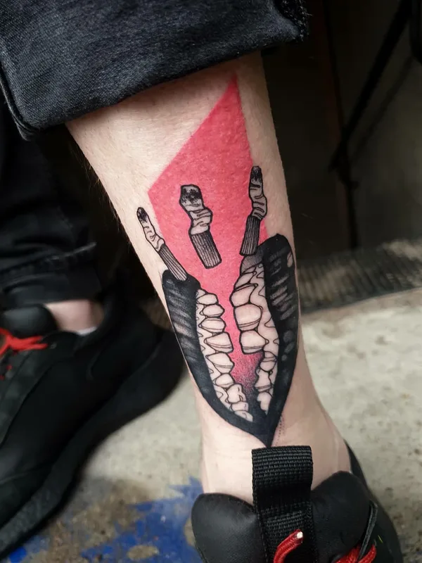 color blackwork татуировка на ankle #54636 | Тату мастер Дмитрий Thornboy