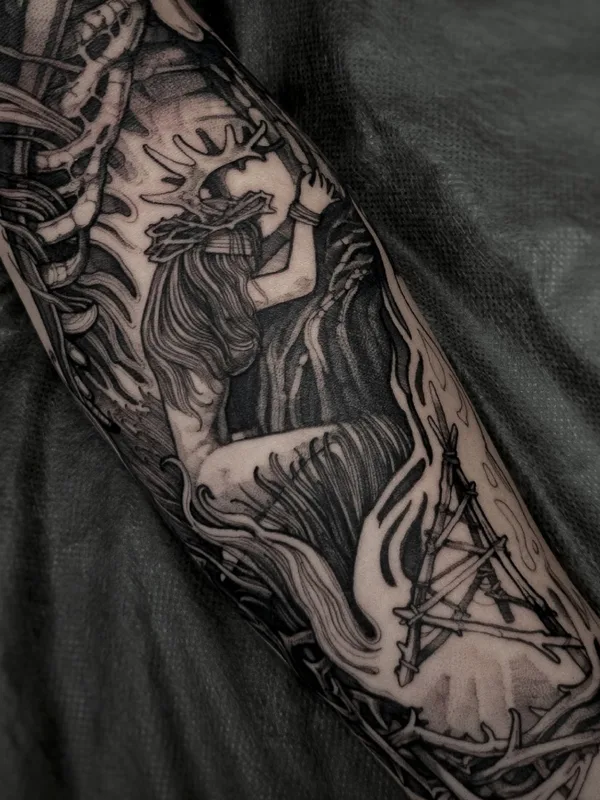 black and grey blackwork татуировка на forearm #54642 | Тату мастер Дмитрий Thornboy