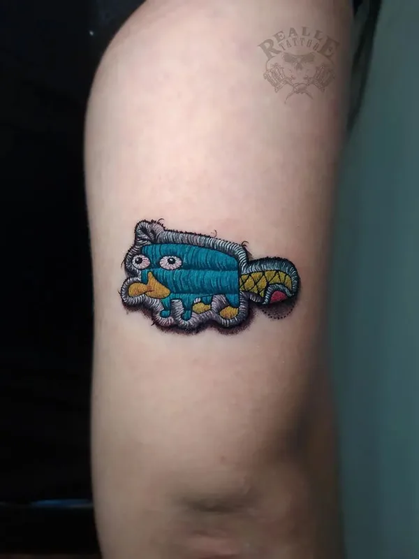 color cartoon Tatuagem em thigh #68508 | Tatuador Matheus Realle