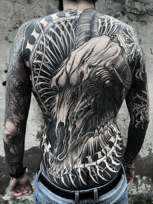male black and grey blackwork tattoo on full back #40290 | Tattoo Artist Yao