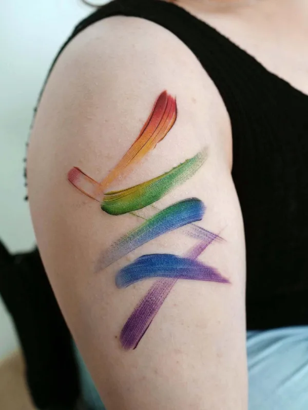color abstract tatuaje en upper arm #40333 | Tatuador Piece