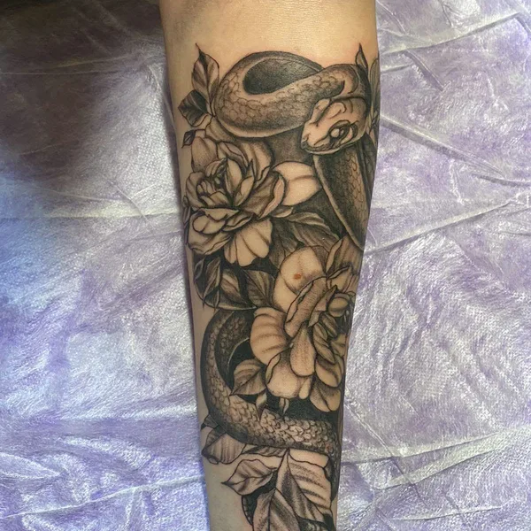 Graphic tattoo by Игорь Иванов in Великий Новгород