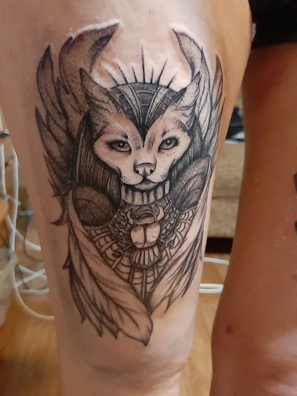 black and grey blackwork tatuaje en thigh #36582 | Tatuador Игорь Иванов