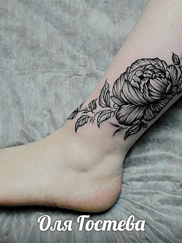 female black blackwork татуировка на ankle #36717 | Тату мастер Оля Гостева © ® Tattoo