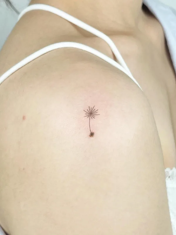 female black fineline татуировка на shoulder #57282 | Тату мастер Sop Tattoo