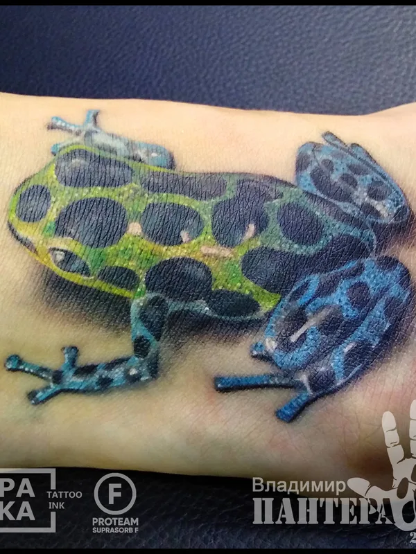 color realism Tatuagem em foot #32564 | Tatuador Владимир ПАНТЕРА Королев