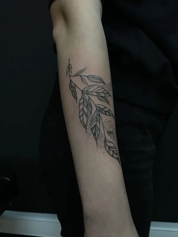 black linework татуировка на forearm #37869 | Тату мастер Макаров Данил