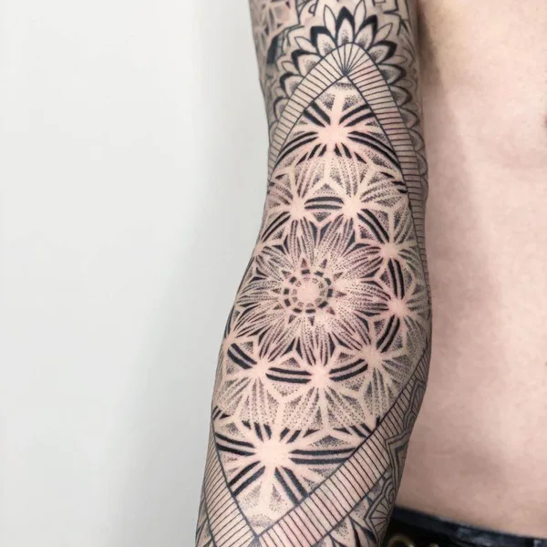Авторская tattoo by Rémy.B in Marseille
