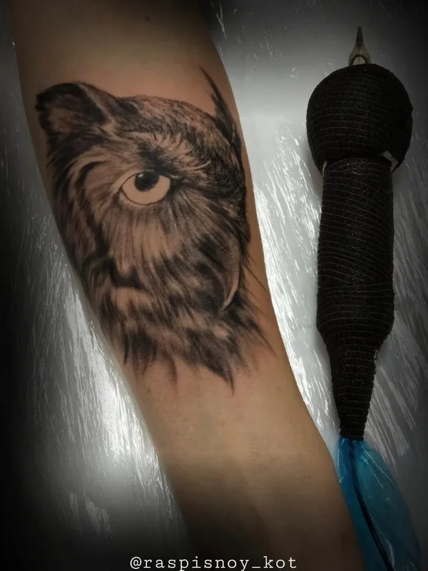 black and grey realism татуировка на forearm #38105 | Тату мастер Александр Фадеев