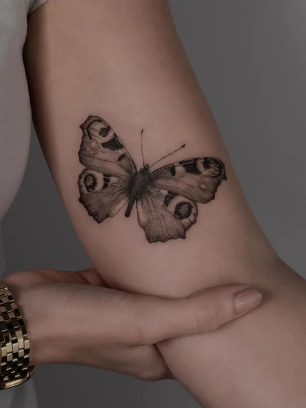 black and grey realism татуировка на forearm #45931 | Тату мастер Bino Feyer