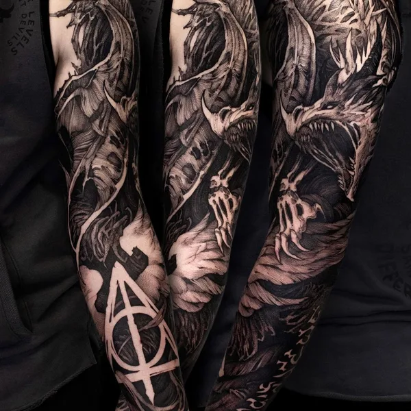 Graphic tattoo by Helena Zolotykh in Wrocław