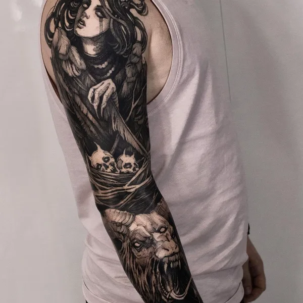 Graphic tattoo by Helena Zolotykh in Wrocław