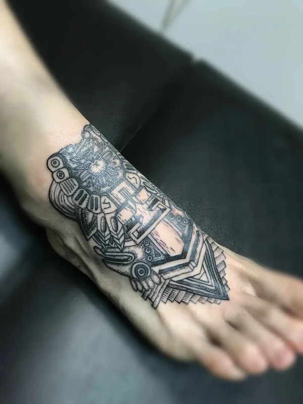 black geometric tattoo on foot #18759 | Tattoo Artist Веглин Олег