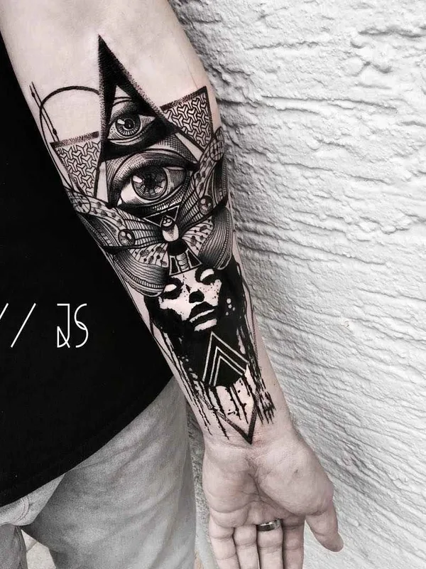 black blackwork tatouage sur forearm #16340 | Artiste tatoueur Jessica Svartvit