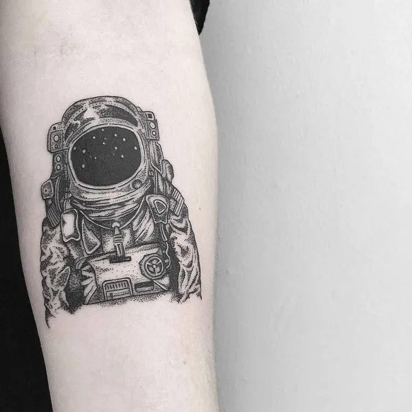 Дотворк tattoo by Olivier Casault in Montréal