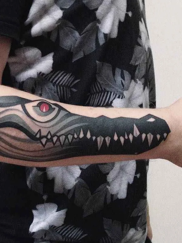 black and grey blackwork tattoo auf forearm #14292 | Tätowierer Денис Марахин