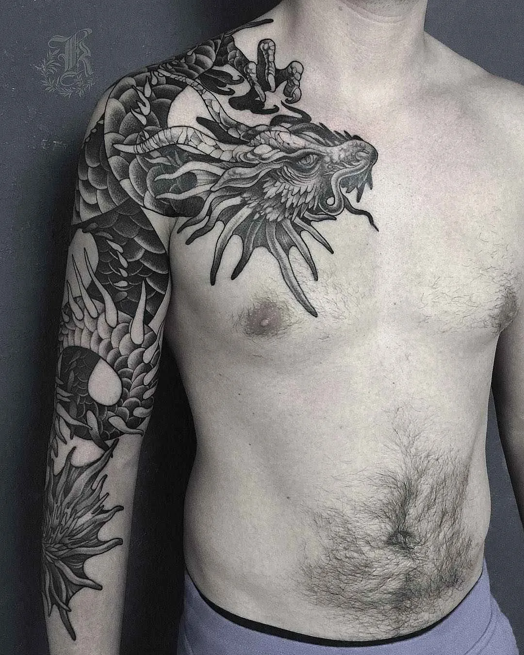 Tattoo artist Kristina Darmaeva authors dotwork tattoo