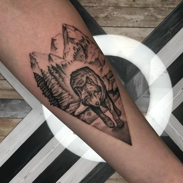 Graphic tattoo by Мария Малевич in Нижний Новгород