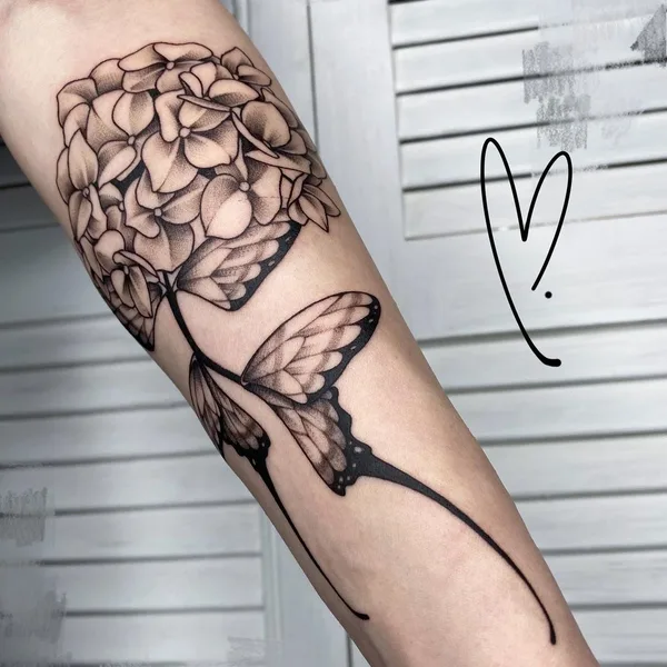 Graphic tattoo by Мария Малевич in Нижний Новгород