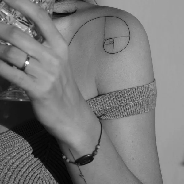 Feminine tattoo by Алла Ягупова in Екатеринбург