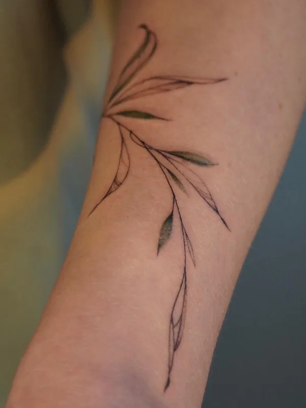 color fineline tattoo auf forearm #48623 | Tätowierer Алла Ягупова